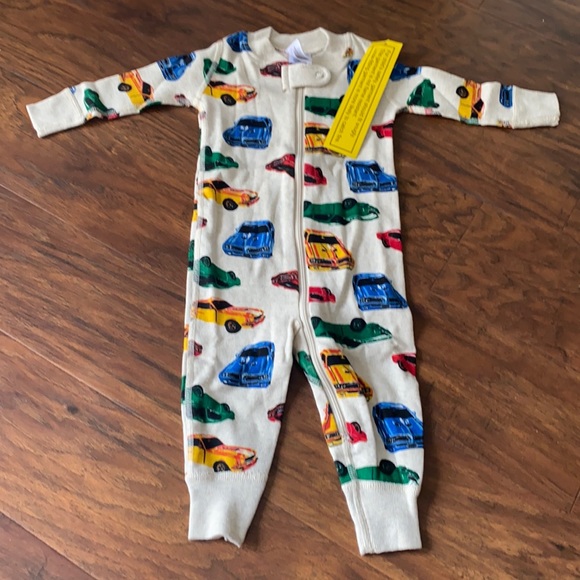 NWT HANNA ANDERSSON CARS SLEEPER ONESIE - Picture 1 of 2